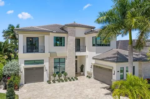 9275 Biaggio Rd, Boca Raton, FL 33496