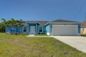 2352 SW Plum Ct, Port Saint Lucie, FL 34953