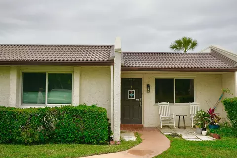 449 Golden River Dr, West Palm Beach, FL 33411