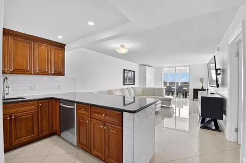 5500 NW 2nd Ave #718, Boca Raton, FL 33487