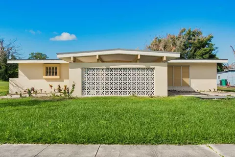 181 Banyan Dr, Port Saint Lucie, FL 34952