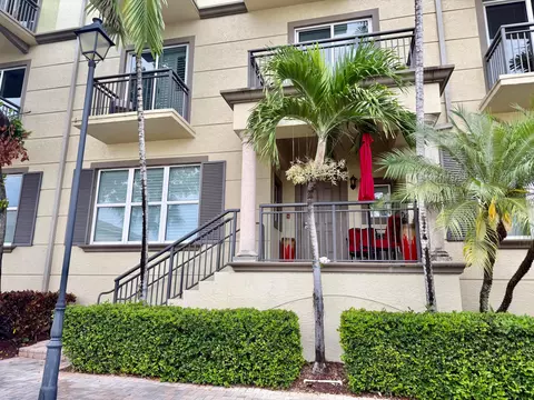 2625 NE 14th Ave #114, Wilton Manors, FL 33334
