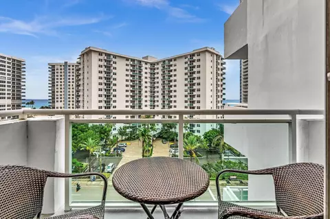 3000 S Ocean Dr #714, Hollywood, FL 33019