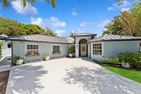 2317 SW Abner Rd, Port Saint Lucie, FL 34953