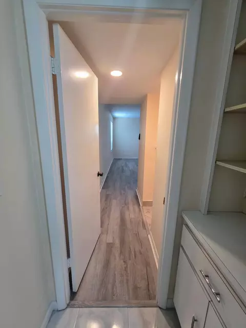 Entry Way - 5403 SE Miles Grant Rd #H108, Stuart, FL 34997 photo 5 of 5