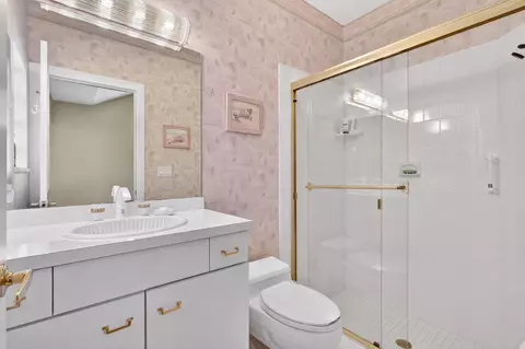 Bath - 6711 SE Barrington Dr, Stuart, FL 34997 photo 6 of 8