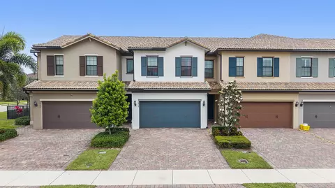 4846 San Fratello Cir, Greenacres, FL 33467
