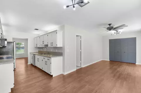 9040 SE Hobe Ridge Ave, Hobe Sound, FL 33455