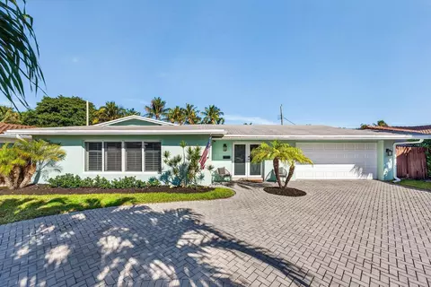 1581 SE 4th Ct, Deerfield Beach, FL 33441