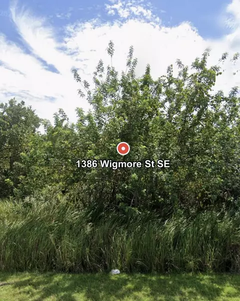 1386 SE Wigmore St SE, Palm Bay, FL 32909
