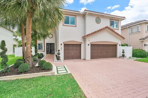 1483 SW 161st Ave, Pembroke Pines, FL 33027