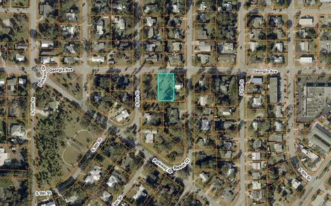717 Georgia Ave, Fort Pierce, FL 34950
