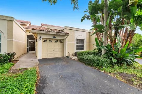 3575 Deer Creek Palladian Cir, Deerfield Beach, FL 33442