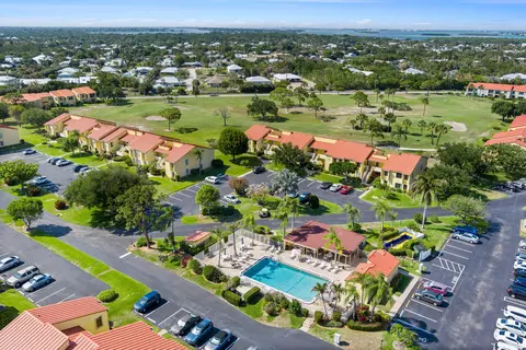 View/Area - 5373 SE Miles Grant Rd #C-105, Stuart, FL 34997 photo 10 of 14