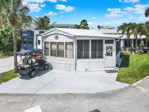 1397 Nettles Blvd, Jensen Beach, FL 34957