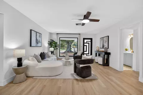 Living - 454 Dover Rd, Jupiter, FL 33469 photo 1 of 2