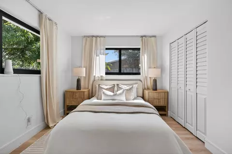Bedroom - 454 Dover Rd, Jupiter, FL 33469 photo 6 of 10
