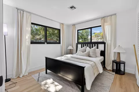 Bedroom - 454 Dover Rd, Jupiter, FL 33469 photo 3 of 10