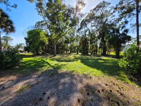 4753 123rd Trl N, The Acreage, FL 33411