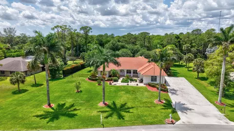 9774 Saddle Ct, Lake Worth, FL 33467