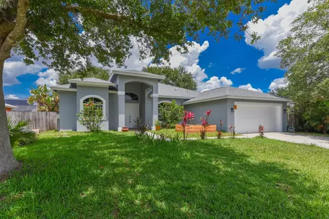 631 SW Sandbar Ter, Port Saint Lucie, FL 34953