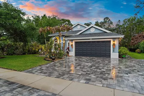 8577 SW Sea Captain Dr, Stuart, FL 34997