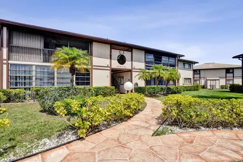 9758 N Belfort Cir #110, Tamarac, FL 33321