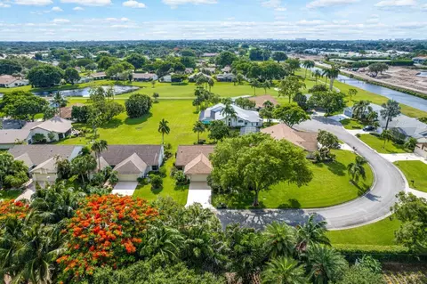 5692 Willow Creek Ln, Delray Beach, FL 33484