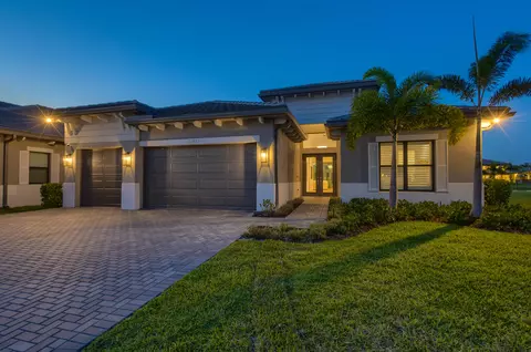 12873 Wingspan Ct, Palm Beach Gardens, FL 33412