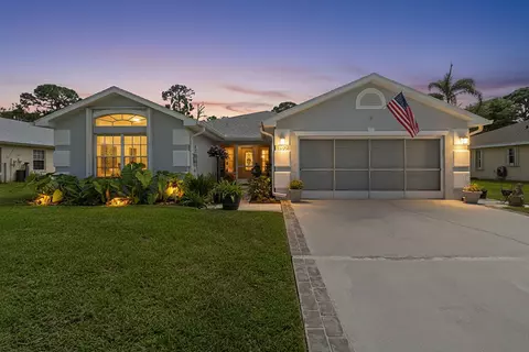6727 Dickinson Ter, Port Saint Lucie, FL 34952