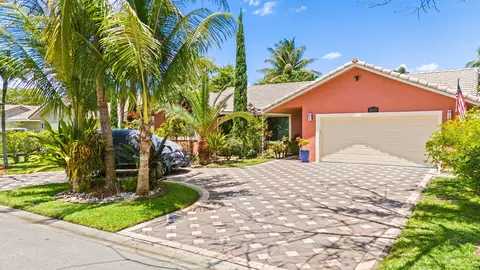 10739 NW 21st St, Coral Springs, FL 33071