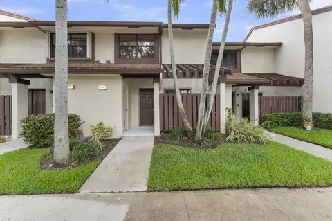 4314 Carambola Cir N, Coconut Creek, FL 33066