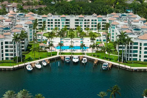 100 SE 5th Ave #107, Boca Raton, FL 33432