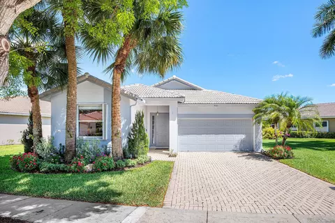 9121 Bay Point Cir, West Palm Beach, FL 33411