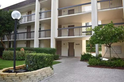 8415 Forest Hills Dr #305, Coral Springs, FL 33065