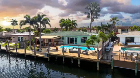 101 SE 14th St, Pompano Beach, FL 33060