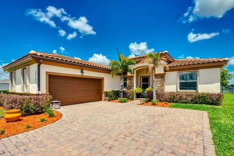 12793 NW Copper Creek Dr, Port Saint Lucie, FL 34987