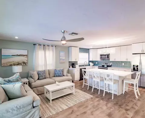 705 N 103rd Ave N, Naples, FL 34108 photo 9