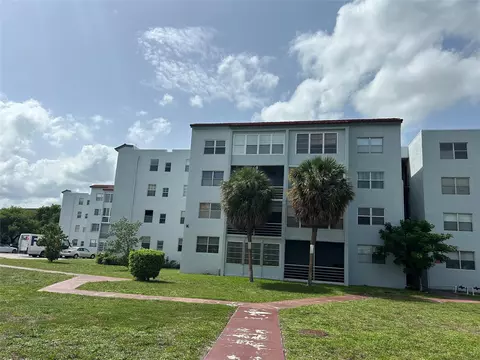 2860 Somerset Dr #311K, Lauderdale Lakes, FL 33311