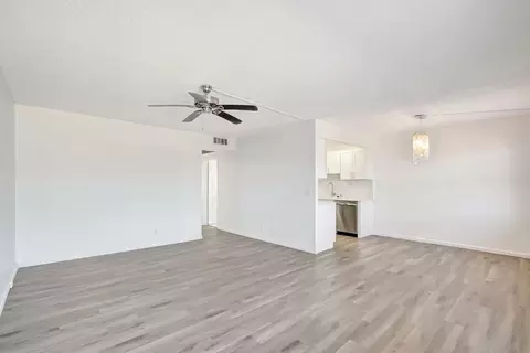 Living - 4015 Cornwall A, Boca Raton, FL 33434 photo 2 of 3