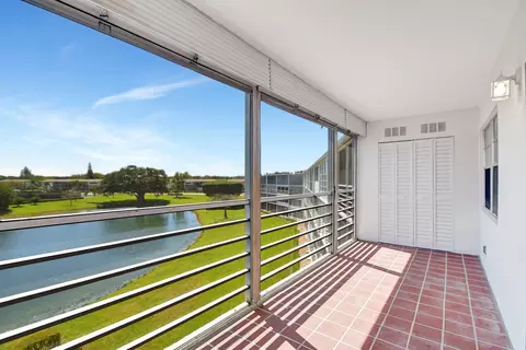 Exterior - 4015 Cornwall A, Boca Raton, FL 33434 photo 1 of 23