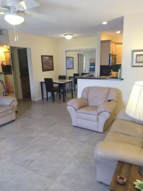 2180 NE 67th St #721, Fort Lauderdale, FL 33308