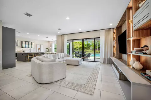 Living - 8124 Crystal Downs Ave, Boca Raton, FL 33434 photo 1 of 4
