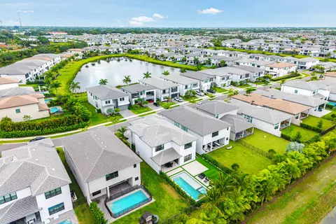 View/Area - 8124 Crystal Downs Ave, Boca Raton, FL 33434 photo 4 of 27
