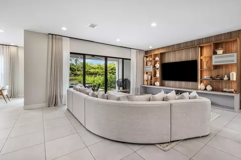 Living - 8124 Crystal Downs Ave, Boca Raton, FL 33434 photo 4 of 4