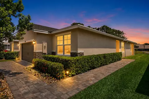 5725 SE Kawana Trl, Hobe Sound, FL 33455