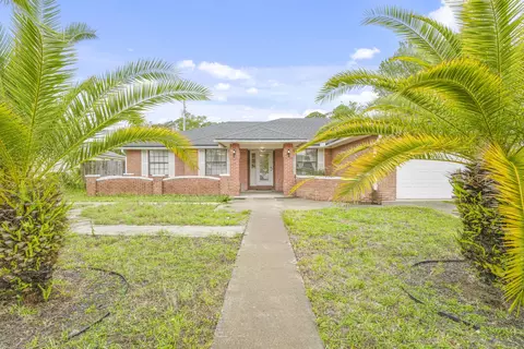 320 Scarlet Bugler Ln S, Jacksonville, FL 32225