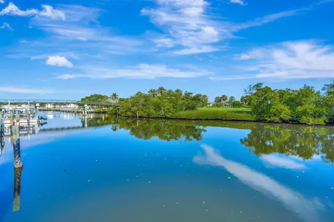 View/Area - 1201 Captains Way, Jupiter, FL 33477 photo 2 of 3