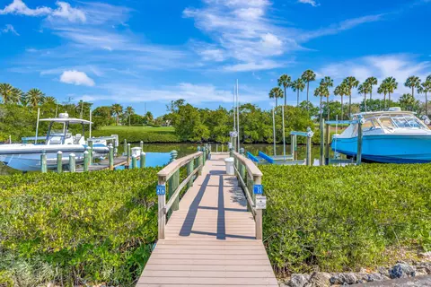 View/Area - 1201 Captains Way, Jupiter, FL 33477 photo 1 of 3
