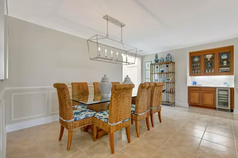Dining - 1201 Captains Way, Jupiter, FL 33477 photo 1 of 3